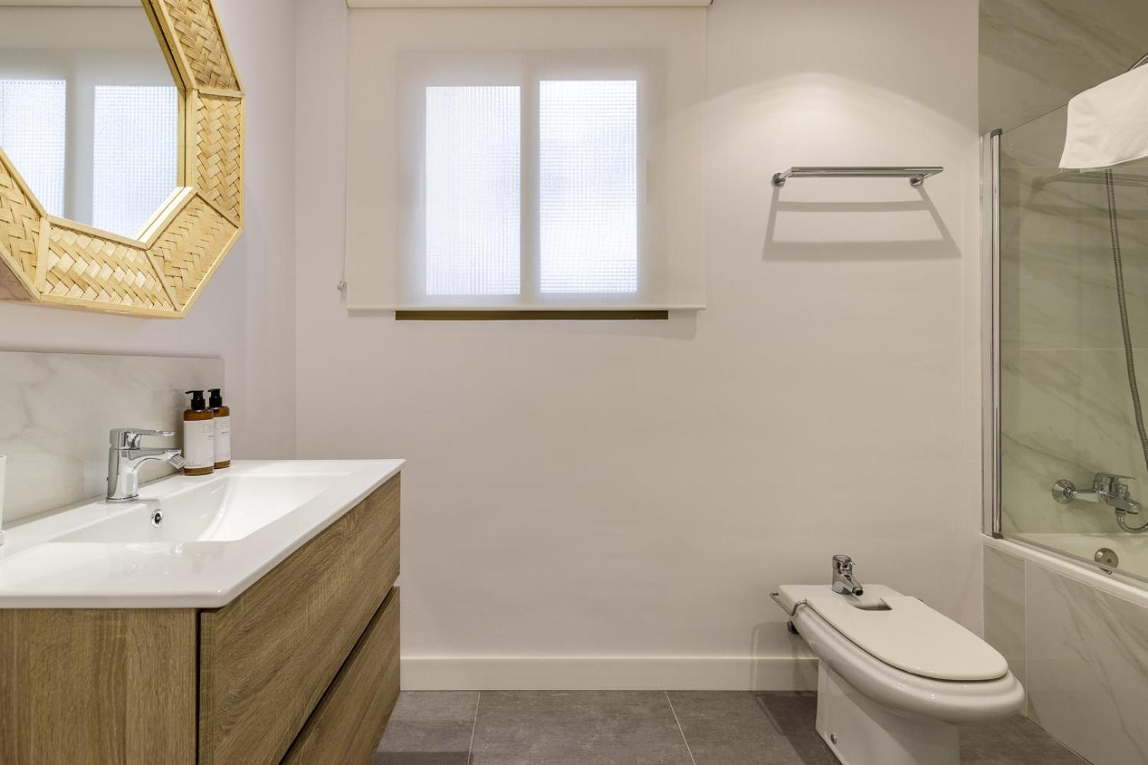 Beach Malagueta By Caleta Homes มาลากา ภายนอก รูปภาพ