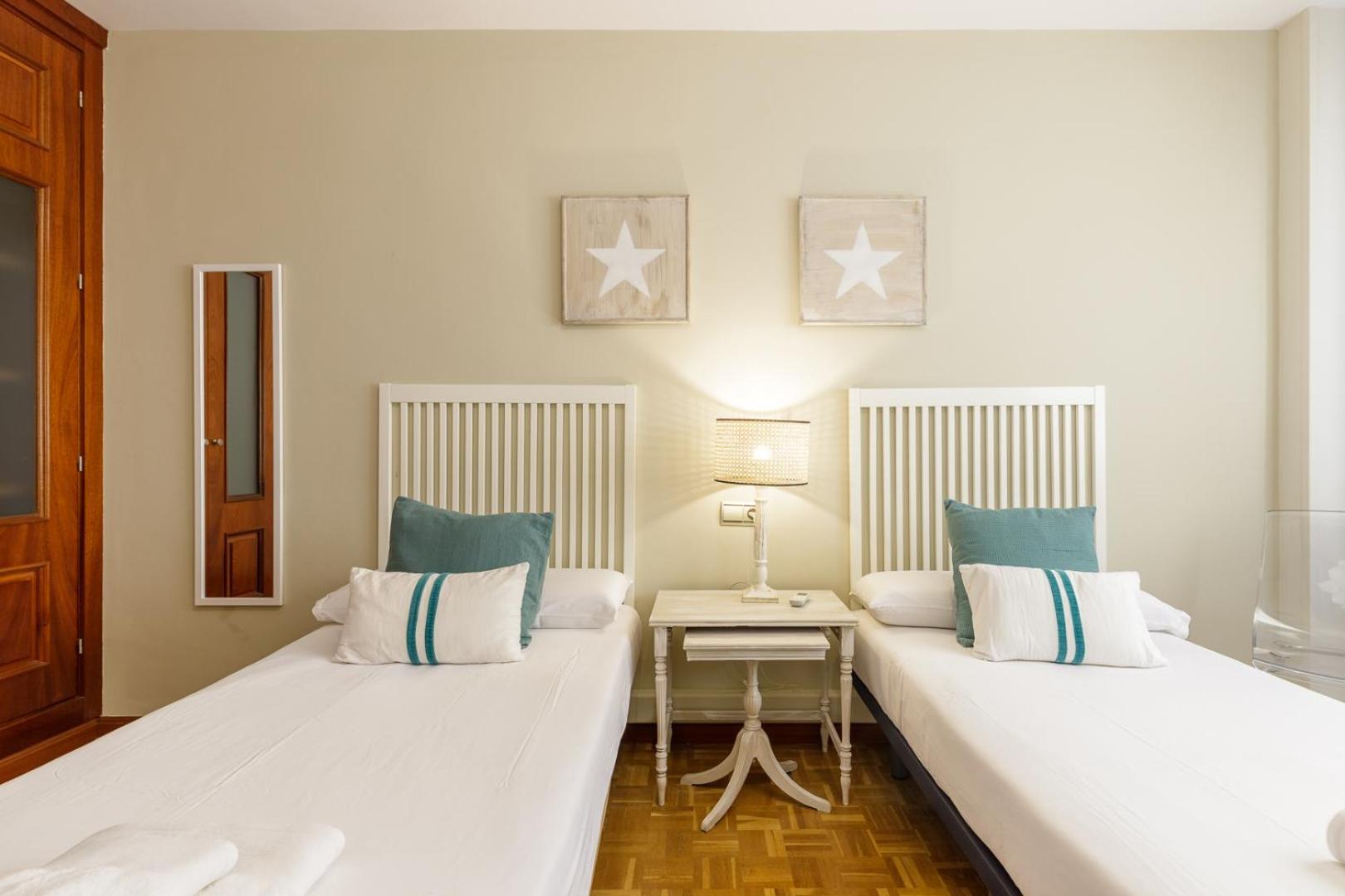 Beach Malagueta By Caleta Homes มาลากา ภายนอก รูปภาพ